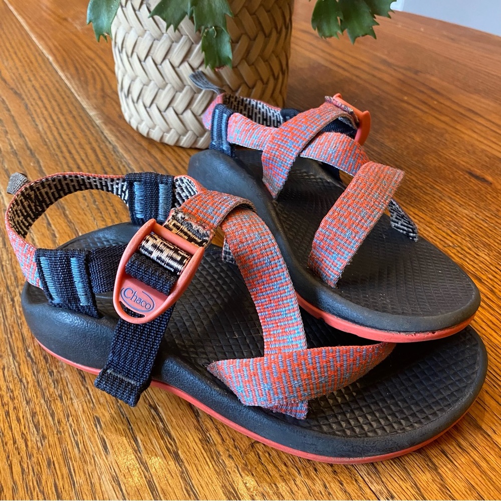 Girls Pink & Gray Chaco Z/1 Sandal in size 2